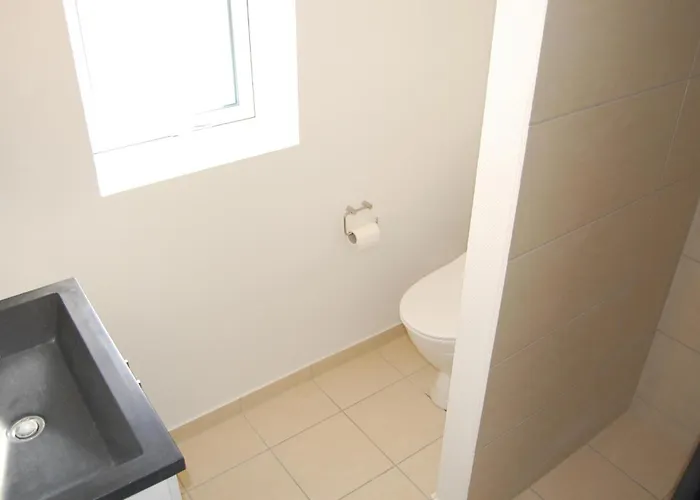 Semesterbostad 6 Bedroom Beautiful In