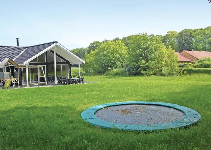 Semesterbostad 6 Bedroom Beautiful In *